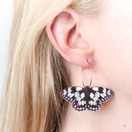 Ruutuperhonen Pieni – korvakorut renkailla