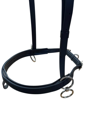 Head halter with martingale rings synthetic