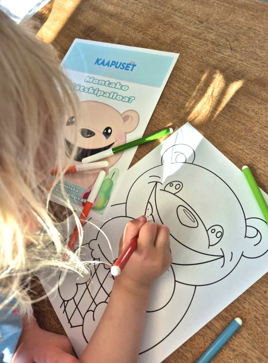 MONTAKO JÄTSKIPALLOA? - MATIKKAA, VÄREJÄ & MAKUJA
