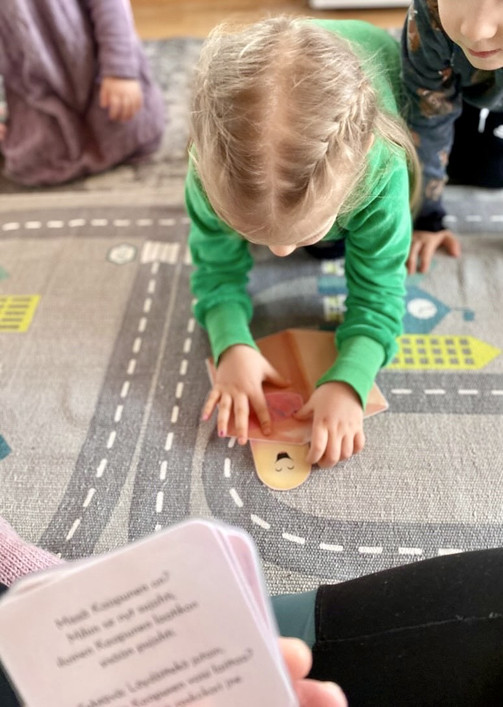 MISSÄ KAAPUNEN ON? - SIJAINTIKÄSITTEET KUVIN JA LORUTELLEN