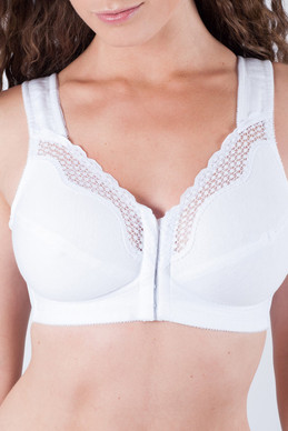 Bestform Fully edestä kiinnitettävä rintaliivi 95D