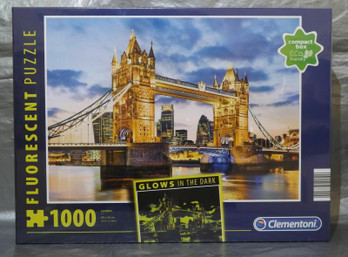 Clementoni London palapeli 1000 palaa glows in the dark