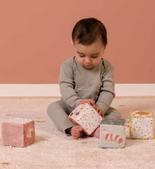 Little Dutch Flowers & Butterflies 4kpl pehmokuutioita 