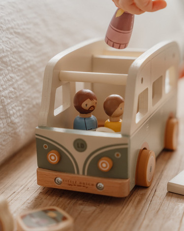Little Dutch  Vintage Campervan 