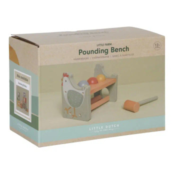 Little Dutch Little Farm hakka palloilla