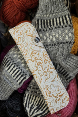 PUIKKOLO puikkokotelo sukkien ja lapasten neulojalle