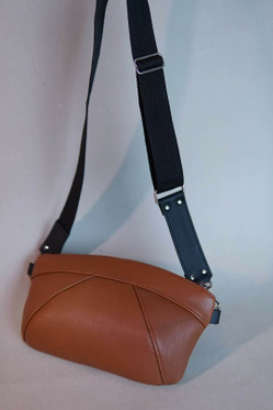 TIKLI crossari/vyölaukku