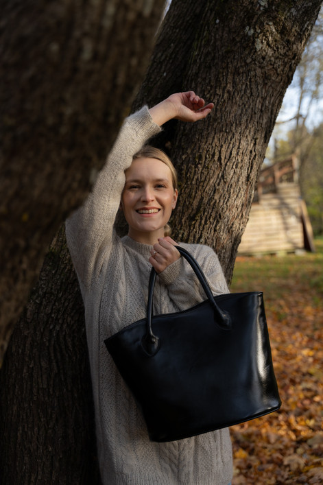 TANGO upeasti ylellinen laukku