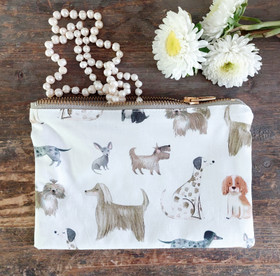 Woof Woof pussukka, PikkuMari Tmi