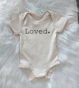 Loved. -body (lyhythihainen)