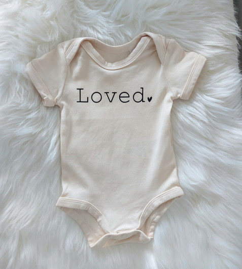 Loved. -body (lyhythihainen)