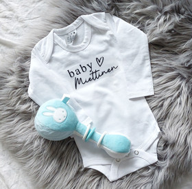 Baby 'nimi' -vauvan body (pitkähinainen)