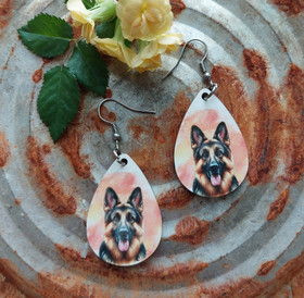 Saksanpaimenkoira korvakorut, PikkuMari Tmi 