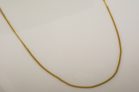 Kultainen panssarikaulaketju 42cm