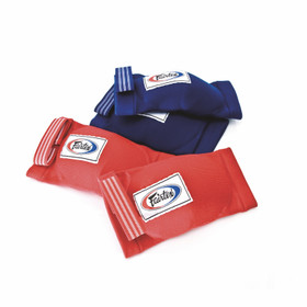 Fairtex EBE1 kyynärsuojat