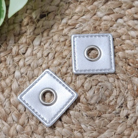 Sirkkarengas keinonahalla, koko 30 mm x 30 mm, Hopea