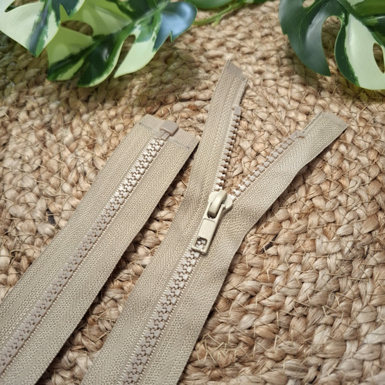 Avovetoketju muovihammastus 95 cm, Beige