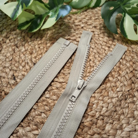 Avovetoketju muovihammastus 90 cm, Greige