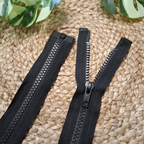 Avovetoketju muovihammastus 95 cm, Musta