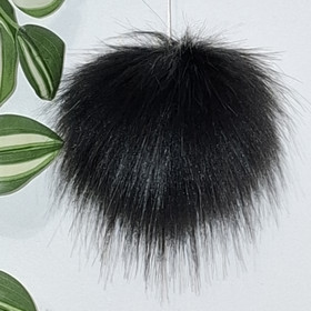 Keinokarvatupsu M: Musta