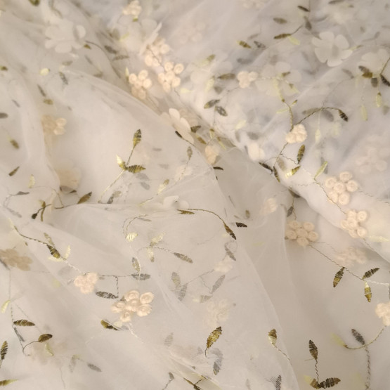 Brodeerattu 3D Kukkatylli, Vanilja