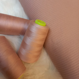 Saumurilanka - Nude Pink nr.131 , 3000 yd