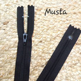 YKK Umpivetoketju 50 cm Musta