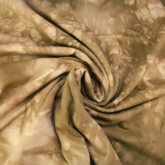 Solmuvärjätty harjattu joustocollege, Ruskea