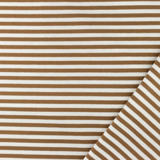 Raitatrikoo, Tumma kaakao-valkoinen