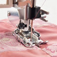 Vaihdettava tilkkuohjainjalka