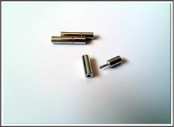 Putkilukko Ø 2 mm nauhalle