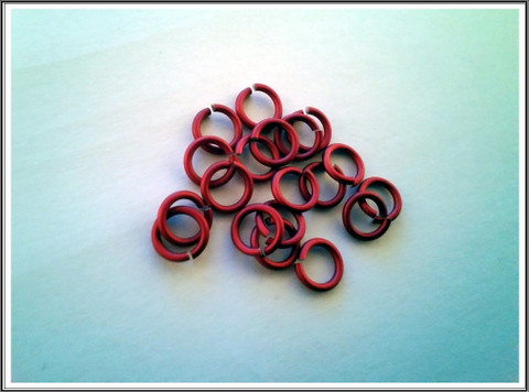 Rengas Ø 4.1 mm, lanka 1.2 mm, 50 kpl, satiini punainen