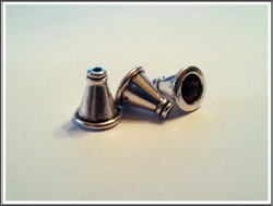 Helmihattu, 11 x 10 mm kartio, antiikkihopean värinen, sileä, 2 kpl
