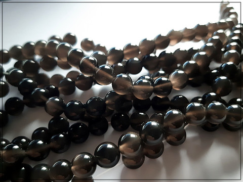 Jääobsidiaani, Ø 8 mm, ½ nauha