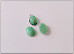 Amatsoniitti AA, 14 x 10 mm, ovaali