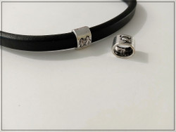 Hopeoitu rengashela, niitattu