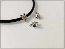 Hela/riipuspidike, kissanpää Ø 5 mm