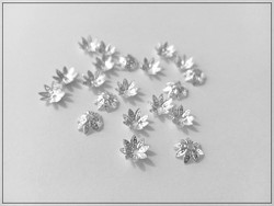 Helmihattu 8 mm, kukka filigree, hopeoitu, 20 kpl