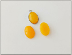 Jade, 14 x 10 mm kapussi, ovaali, keltainen