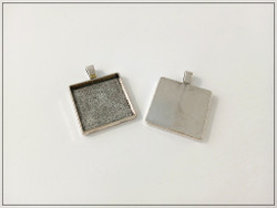Korupohja, neliö, 25 mm kapussille, antiikkihopeanvärinen