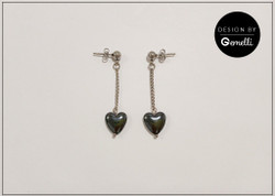 Korvakorut, Evelina, ketjulla