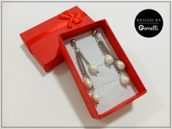 Korvakorut, Henriikka