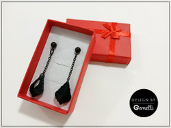 Korvakorut, Herttuatar, musta