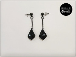 Korvakorut, Herttuatar, musta