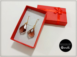 Korvakorut, Kreivitär, nude