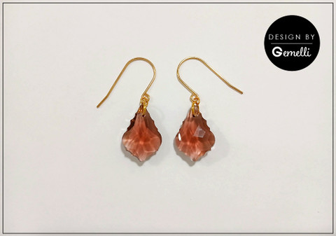 Korvakorut, Kreivitär, nude