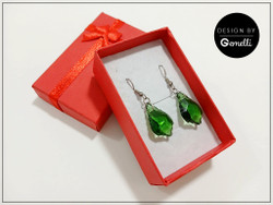 Korvakorut, Kreivitär, vihreä + teräsväri