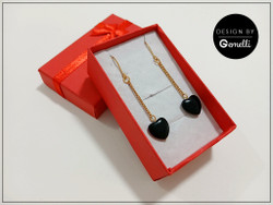 Korvakorut, Olivia, ketjulla, kullanvärinen