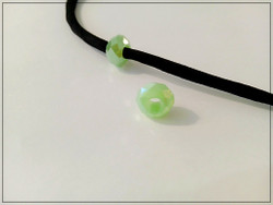 Kristallilasihelmi, 14 x 9 mm, Light Green Opal AB