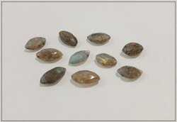 Labradoriitti A, brioletti, markiisi